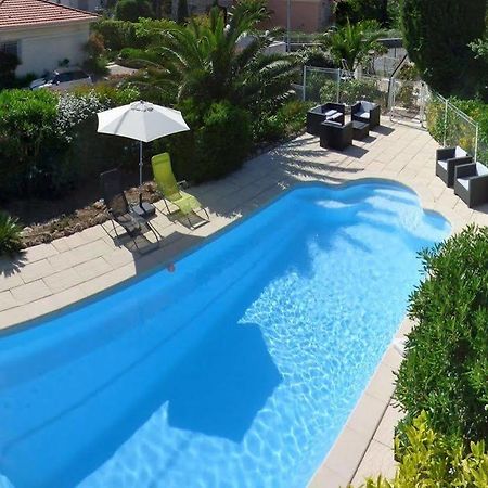Au Reveil Des Cigales Hotel Saint Aygulf Bagian luar foto